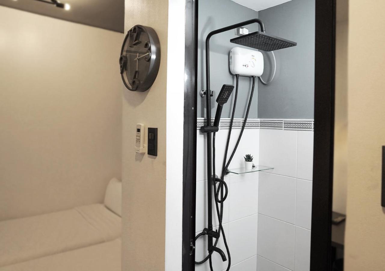 Mystay Hotel Bgc East Makati City Exterior photo